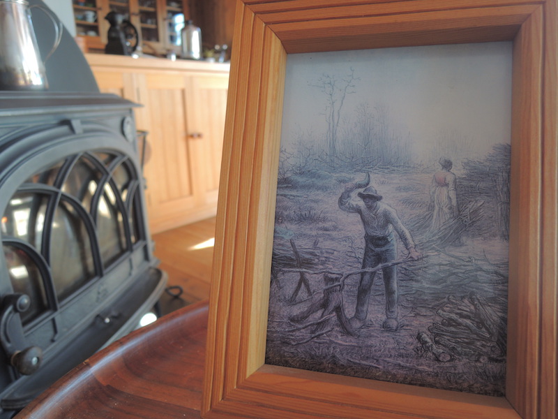 「冬支度をする若夫婦」